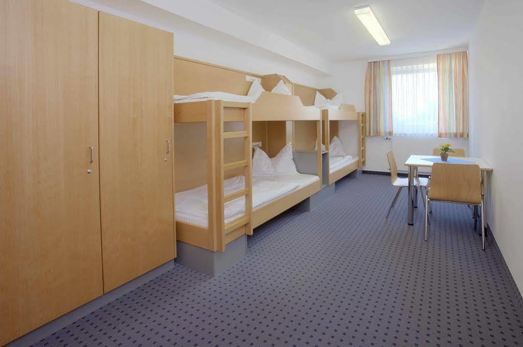Jugendgaestehaus Линц Екстериор снимка